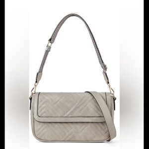 Quilted pattern crossbody bag